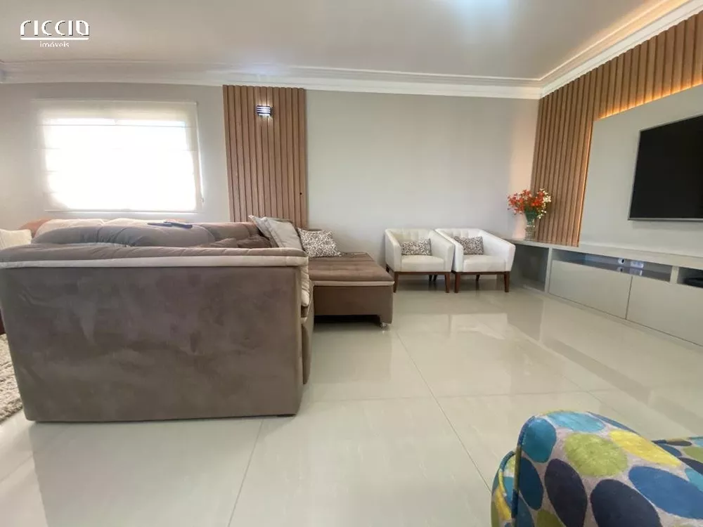 Apartamento à venda com 4 quartos, 259m² - Foto 11