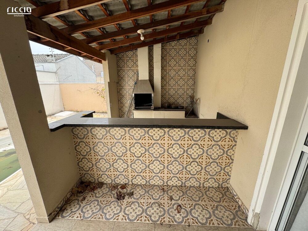 Casa à venda com 4 quartos, 220m² - Foto 20