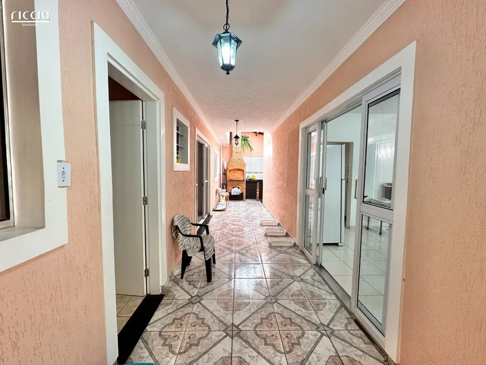 Casa, 4 quartos, 200 m² - Foto 2