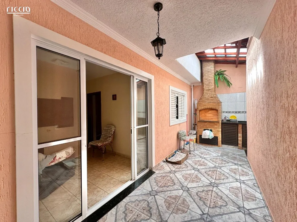 Casa, 4 quartos, 200 m² - Foto 1