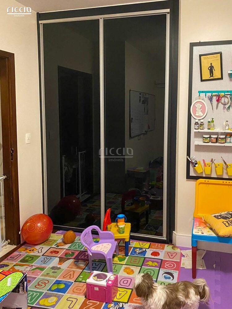 Casa de Condomínio à venda com 3 quartos, 180m² - Foto 3