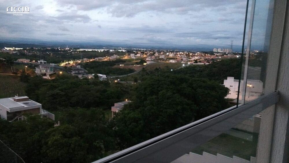 Casa de Condomínio à venda com 4 quartos, 700m² - Foto 2