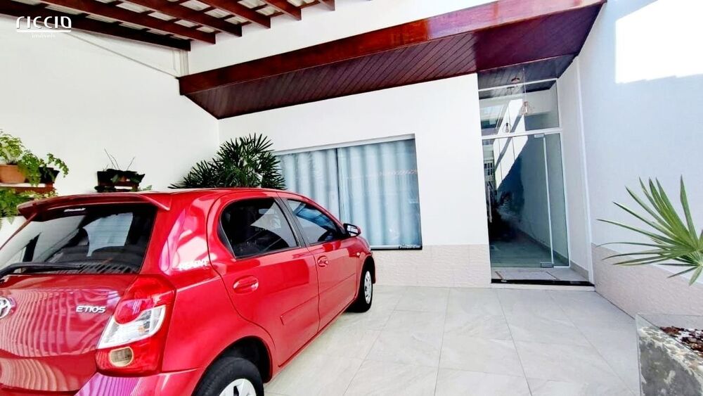 Casa, 4 quartos, 192 m² - Foto 1