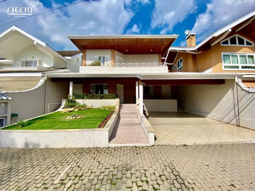 Casa de Condomínio à venda com 3 quartos, 265m² - Foto 2