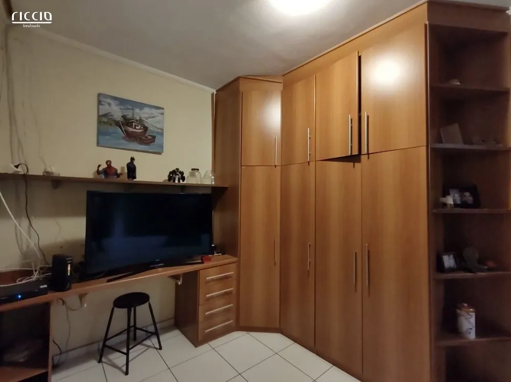 Casa, 4 quartos, 200 m² - Foto 3