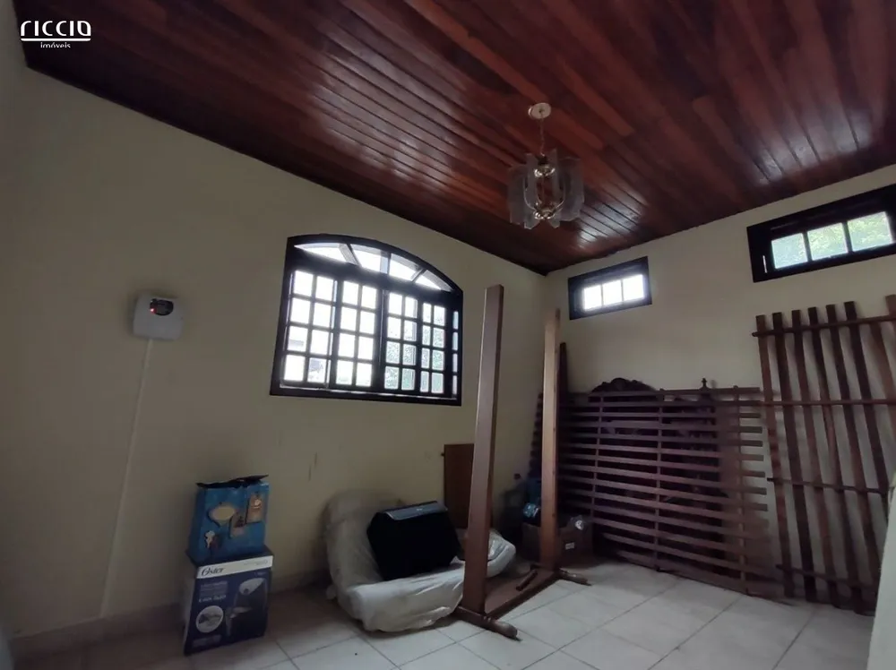 Casa, 4 quartos, 200 m² - Foto 6