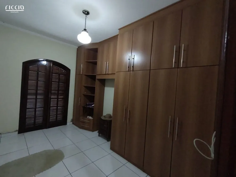 Casa, 4 quartos, 200 m² - Foto 4