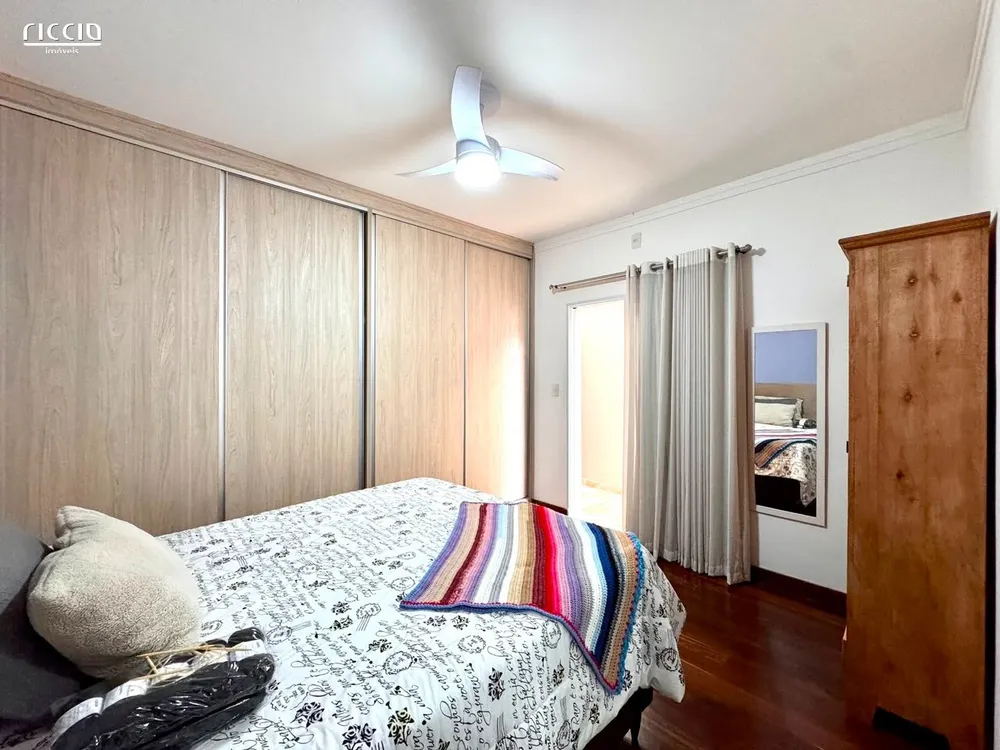 Casa, 3 quartos, 152 m² - Foto 2