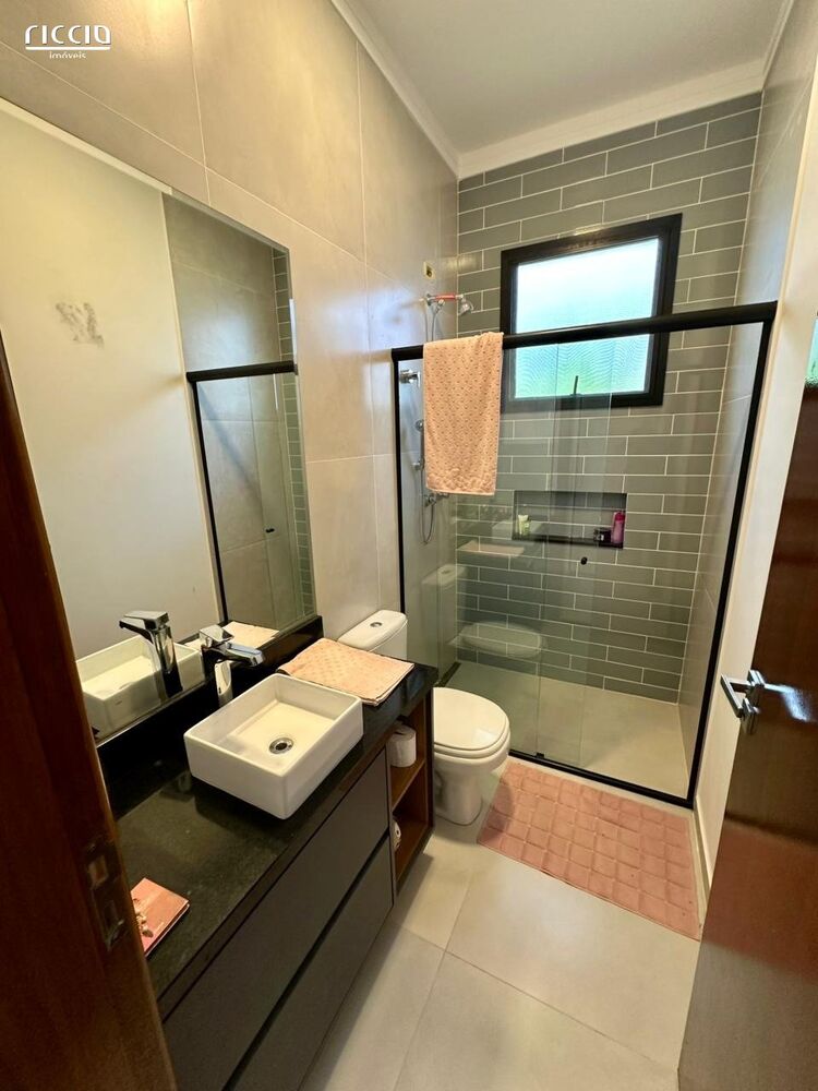 Casa de Condomínio à venda com 4 quartos, 322m² - Foto 8
