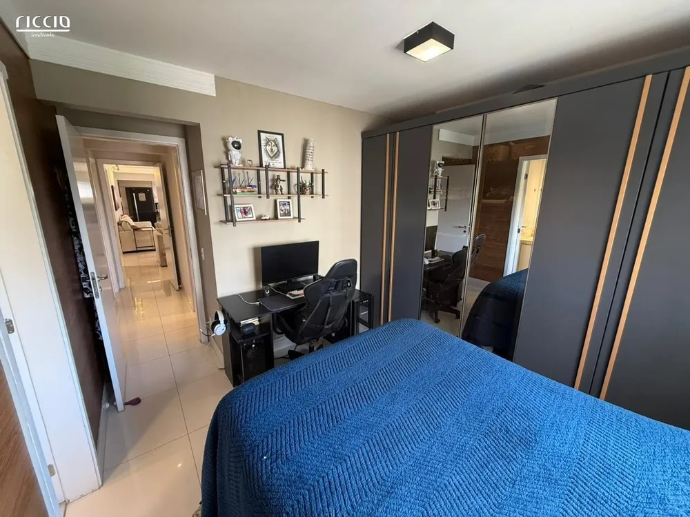 Apartamento, 3 quartos, 182 m² - Foto 1