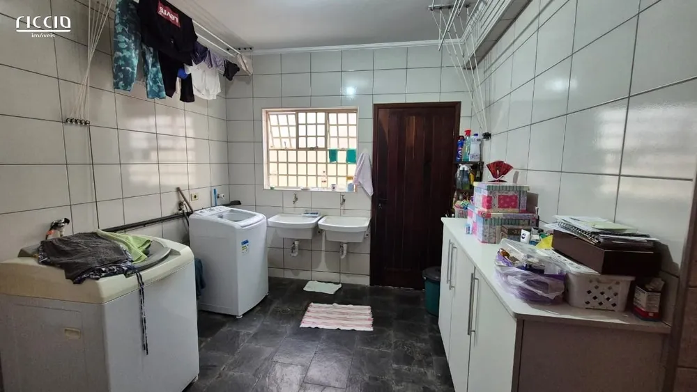Casa, 4 quartos, 425 m² - Foto 2