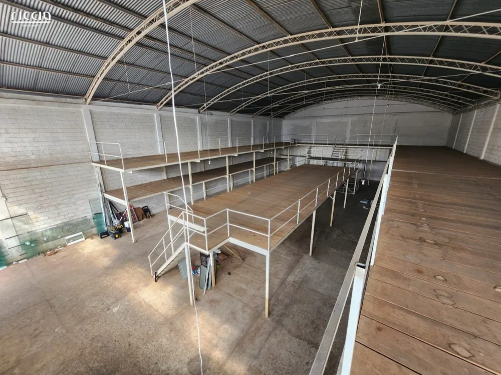 Depósito-Galpão, 850 m² - Foto 1