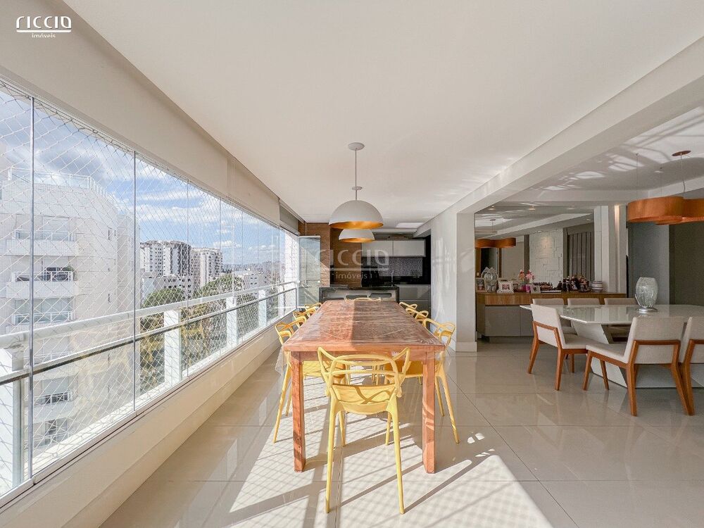 Apartamento à venda com 3 quartos, 182m² - Foto 5