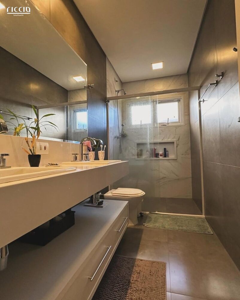 Casa de Condomínio à venda com 4 quartos, 220m² - Foto 7