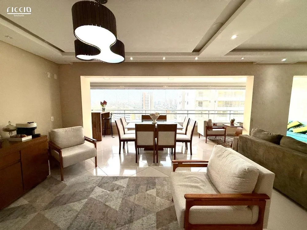 Apartamento, 3 quartos, 147 m² - Foto 2