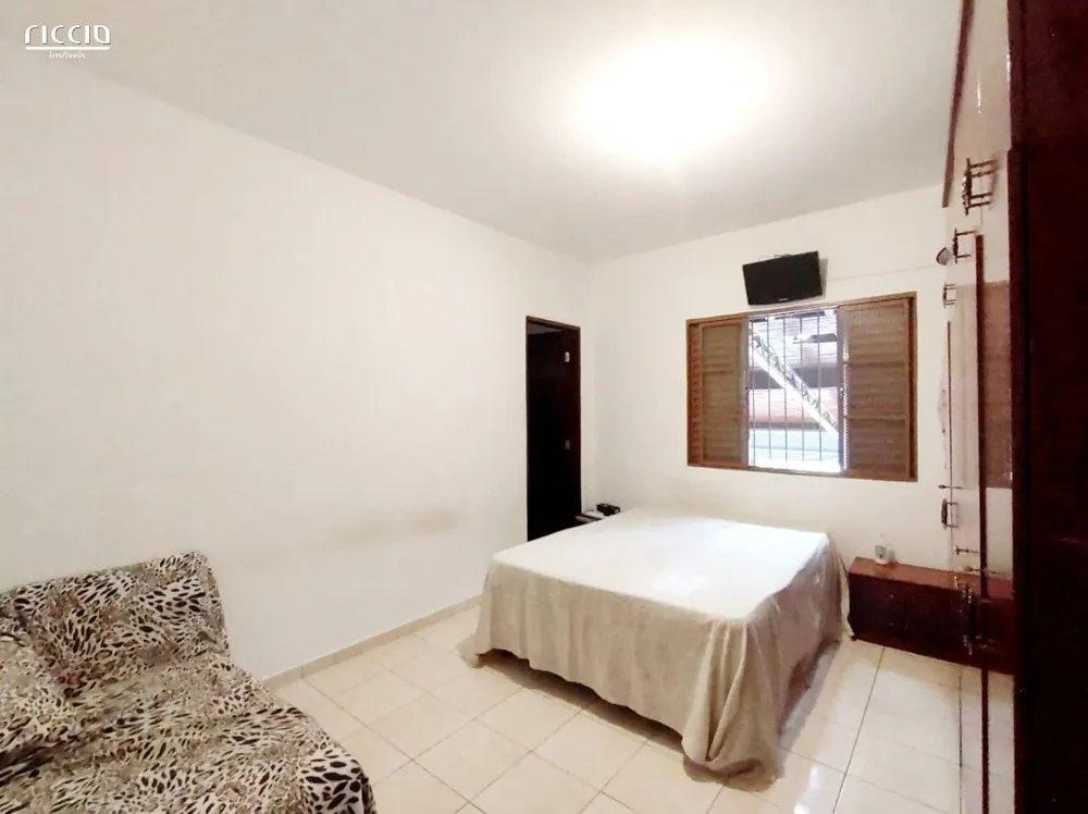 Casa, 3 quartos, 200 m² - Foto 3