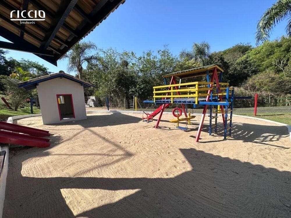 Casa de Condomínio à venda com 4 quartos, 550m² - Foto 4