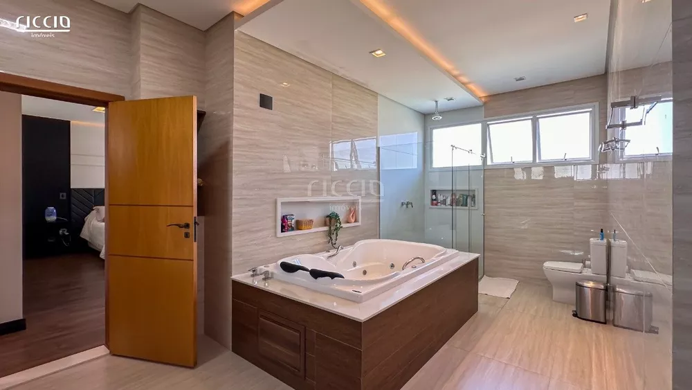 Casa de Condomínio, 5 quartos - Foto 1