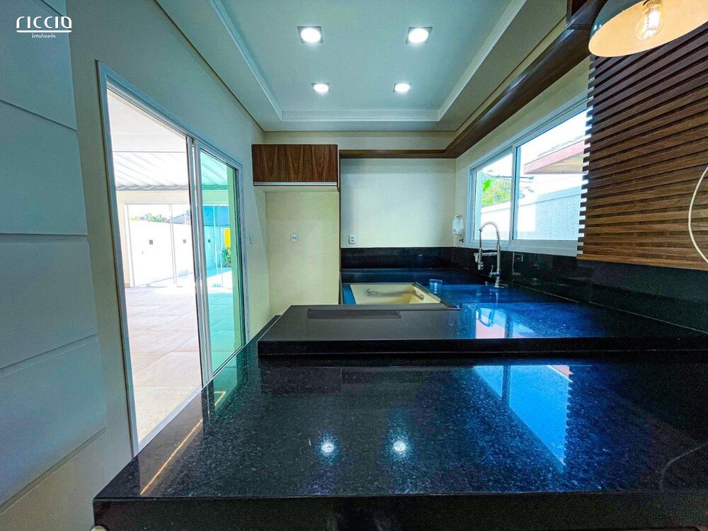 Casa de Condomínio à venda com 4 quartos, 281m² - Foto 6