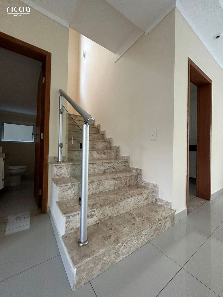 Casa, 3 quartos, 192 m² - Foto 9