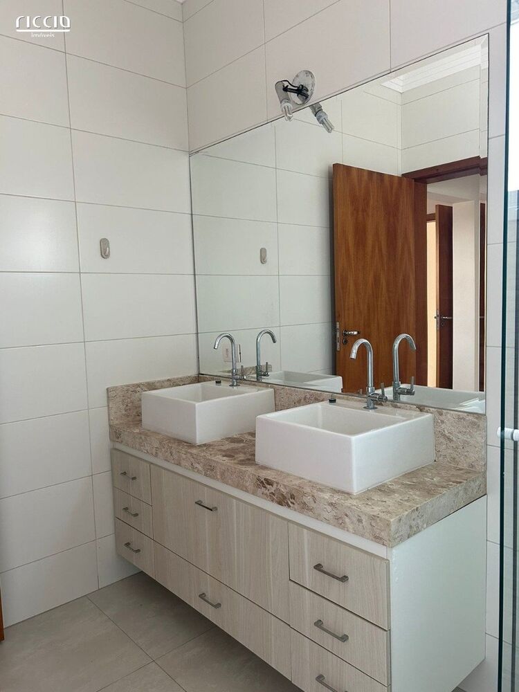 Casa, 3 quartos, 192 m² - Foto 13