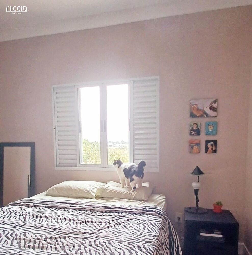 Casa de Condomínio à venda com 4 quartos, 490m² - Foto 2