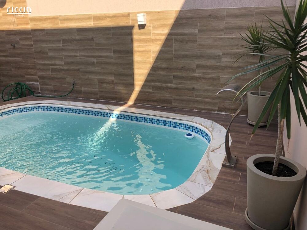 Casa à venda com 3 quartos, 130m² - Foto 11