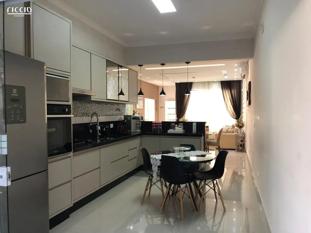 Casa, 3 quartos, 130 m² - Foto 4