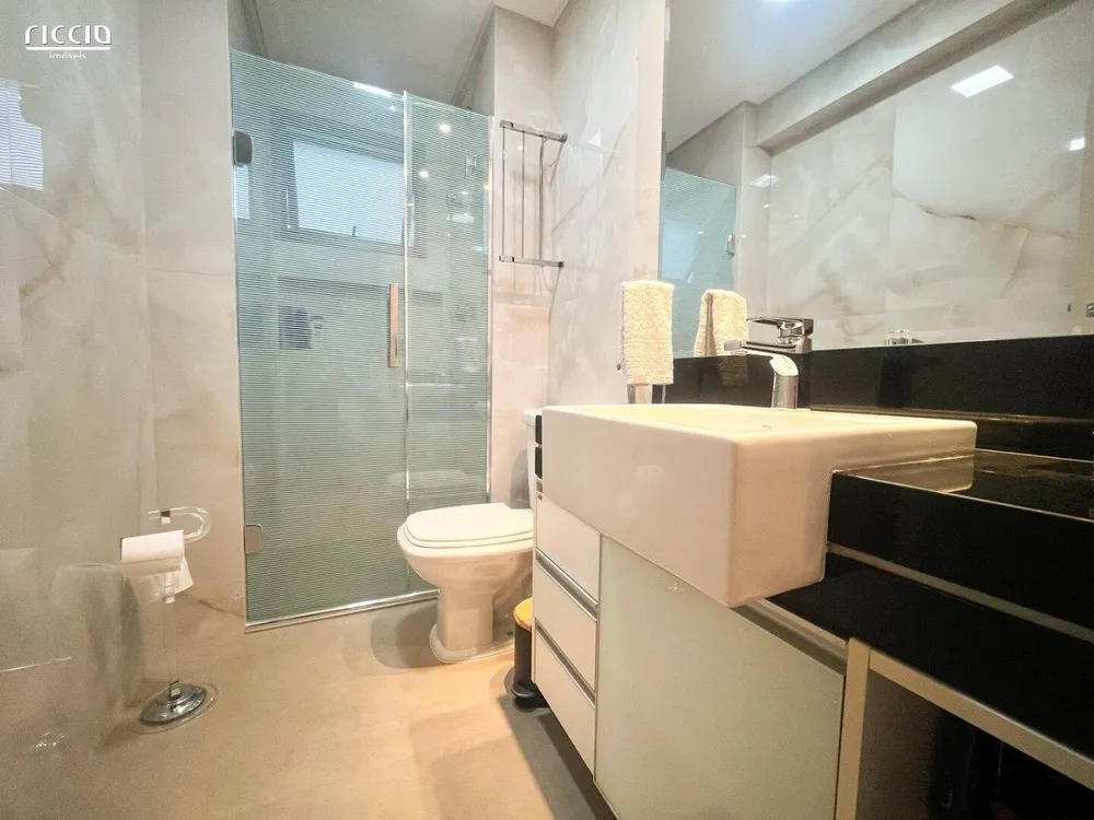 Apartamento, 2 quartos, 220 m² - Foto 1