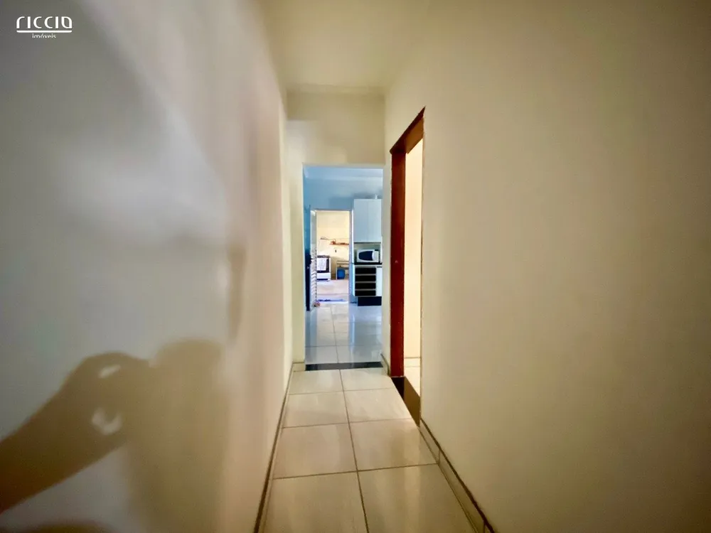 Casa, 7 quartos, 332 m² - Foto 3