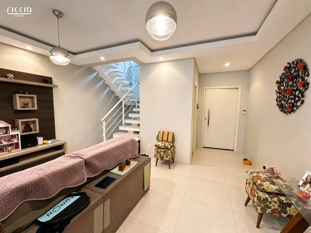 Casa, 3 quartos, 160 m² - Foto 1