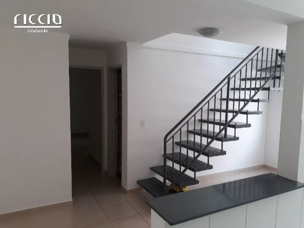 Cobertura à venda com 2 quartos, 115m² - Foto 1