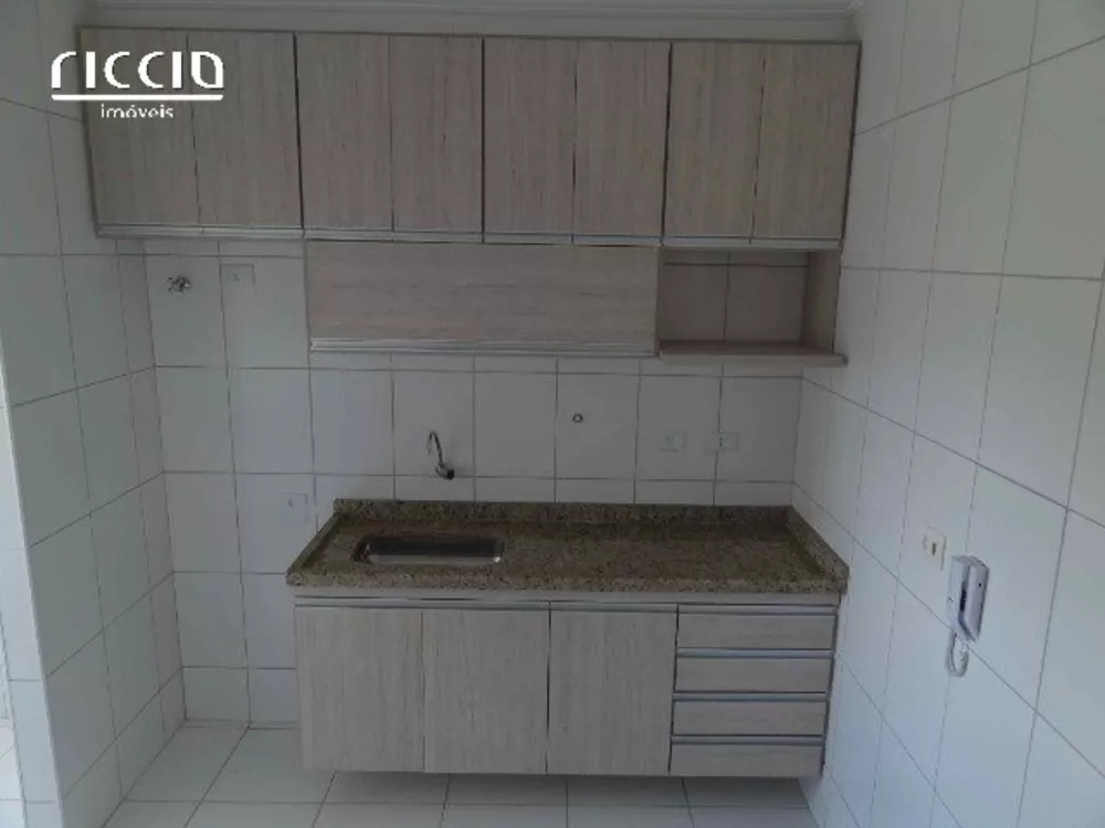 Apartamento à venda com 2 quartos, 72m² - Foto 4