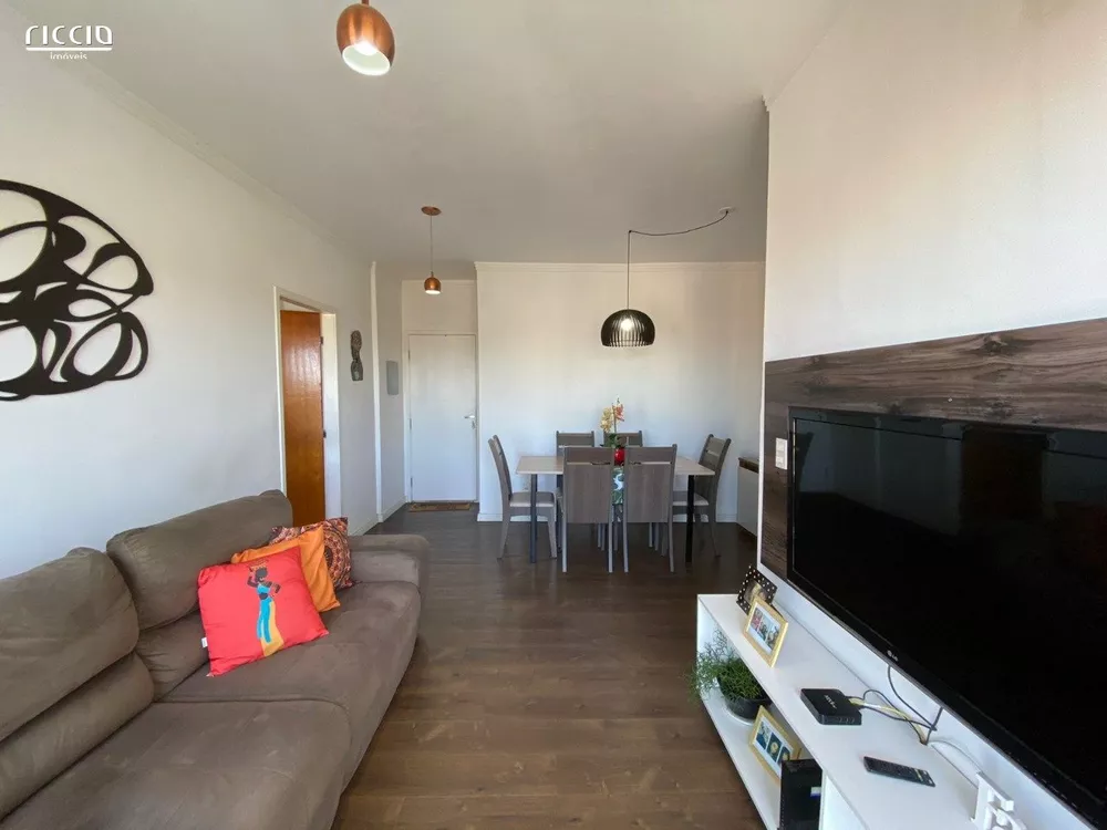 Apartamento à venda com 2 quartos, 63m² - Foto 4