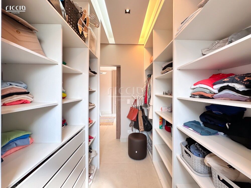 Casa de Condomínio à venda com 3 quartos, 225m² - Foto 13