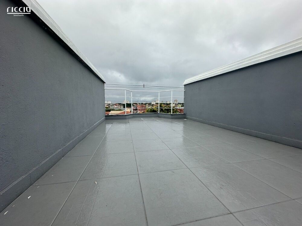 Casa à venda com 4 quartos, 180m² - Foto 8