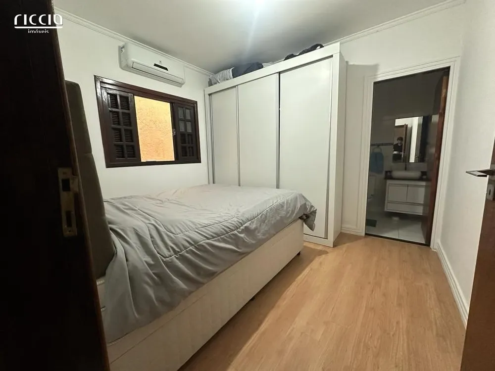 Casa, 4 quartos, 180 m² - Foto 13