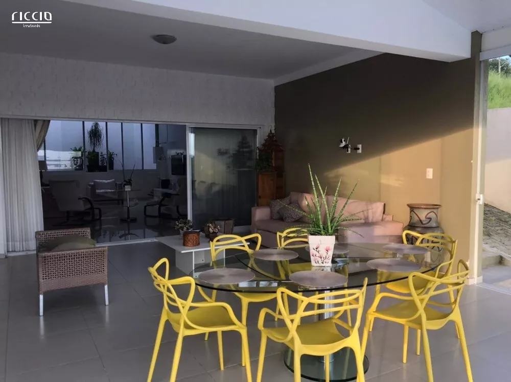 Casa de Condomínio à venda com 4 quartos, 500m² - Foto 5