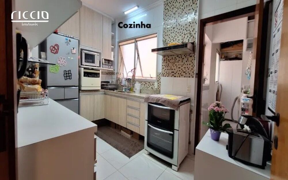 Apartamento à venda com 3 quartos, 114m² - Foto 2