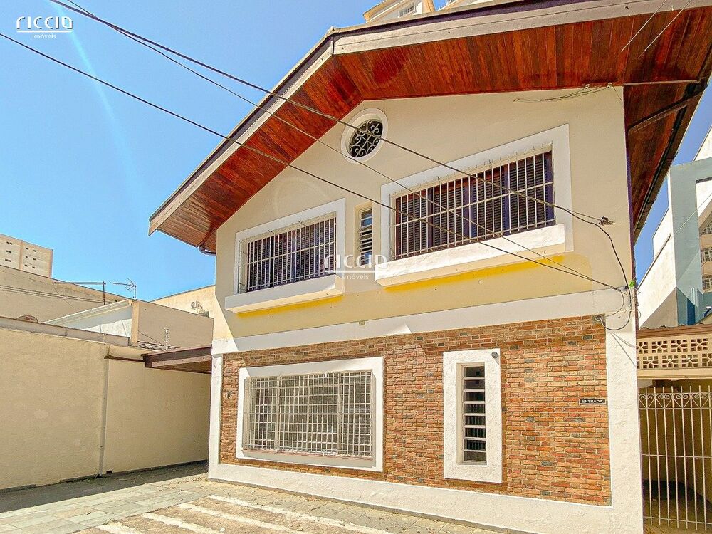 Casa, 5 quartos, 282 m² - Foto 1