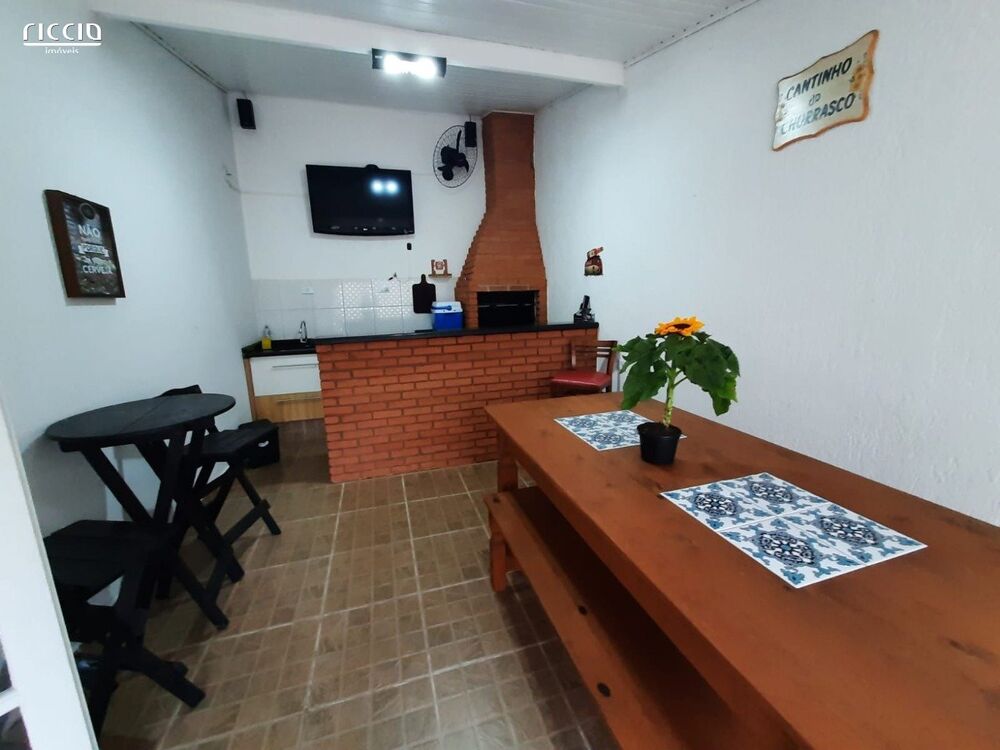 Casa de Condomínio à venda com 4 quartos, 250m² - Foto 4