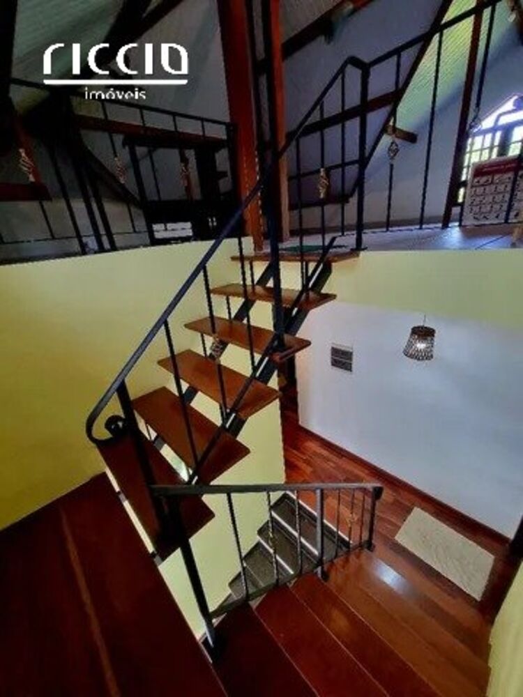 Casa de Condomínio à venda com 4 quartos, 237m² - Foto 9