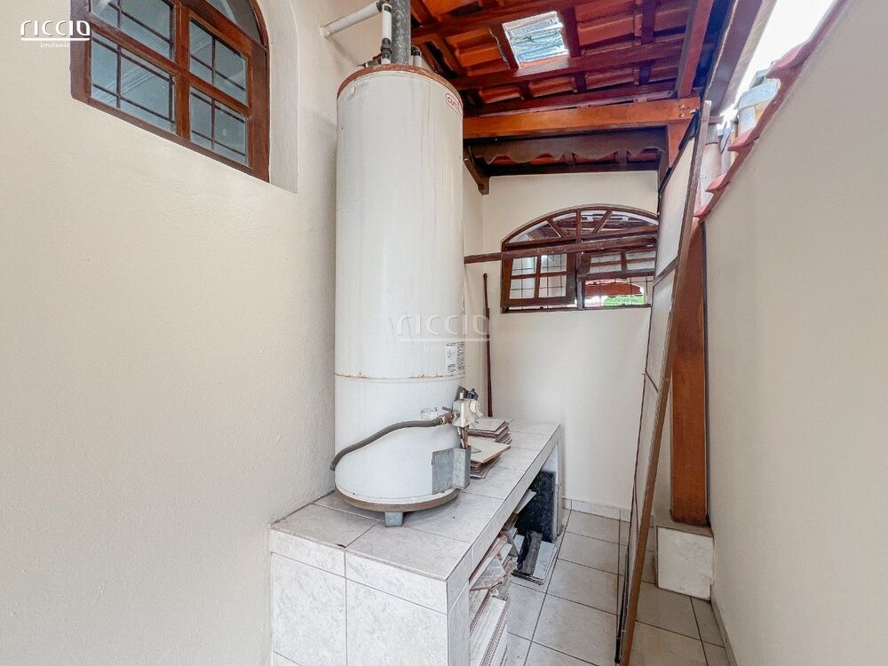 Casa à venda com 3 quartos, 186m² - Foto 19