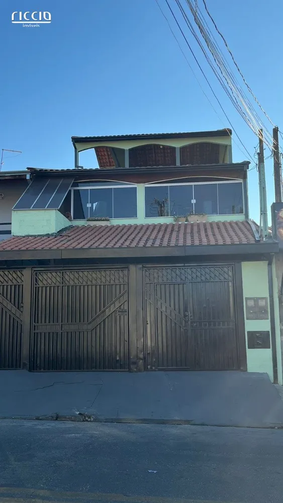 Casa, 2 quartos, 250 m² - Foto 1