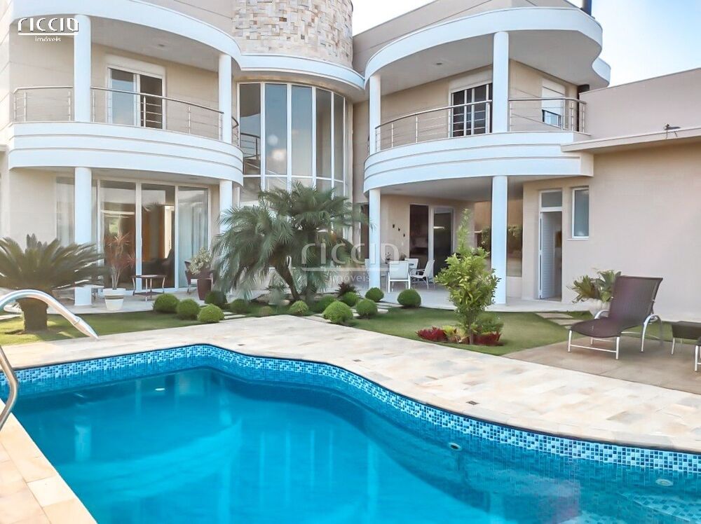 Casa de Condomínio à venda com 4 quartos, 450m² - Foto 1