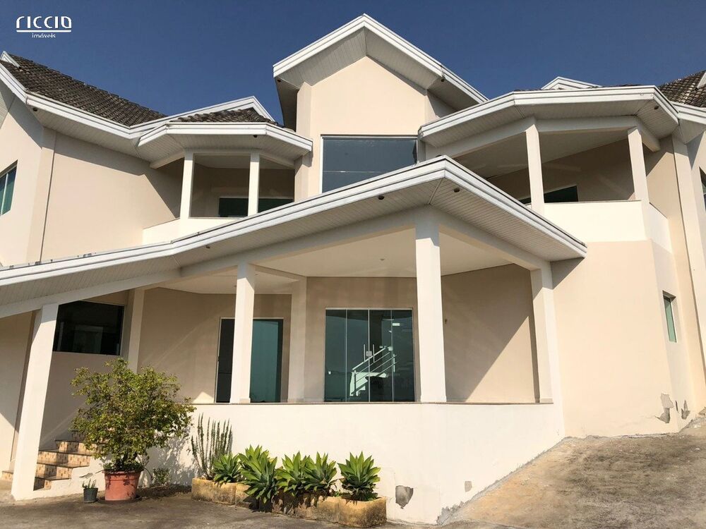 Casa de Condomínio à venda com 7 quartos, 600m² - Foto 1
