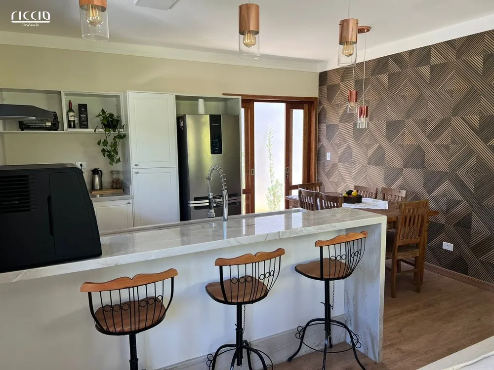 Casa, 3 quartos, 176 m² - Foto 2