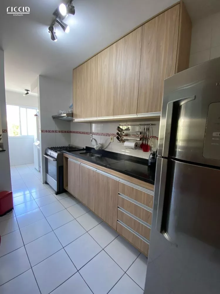 Apartamento à venda com 3 quartos, 80m² - Foto 4