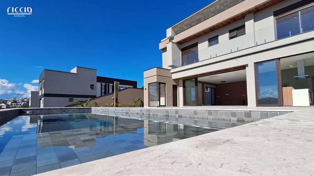 Casa de Condomínio, 4 quartos - Foto 1