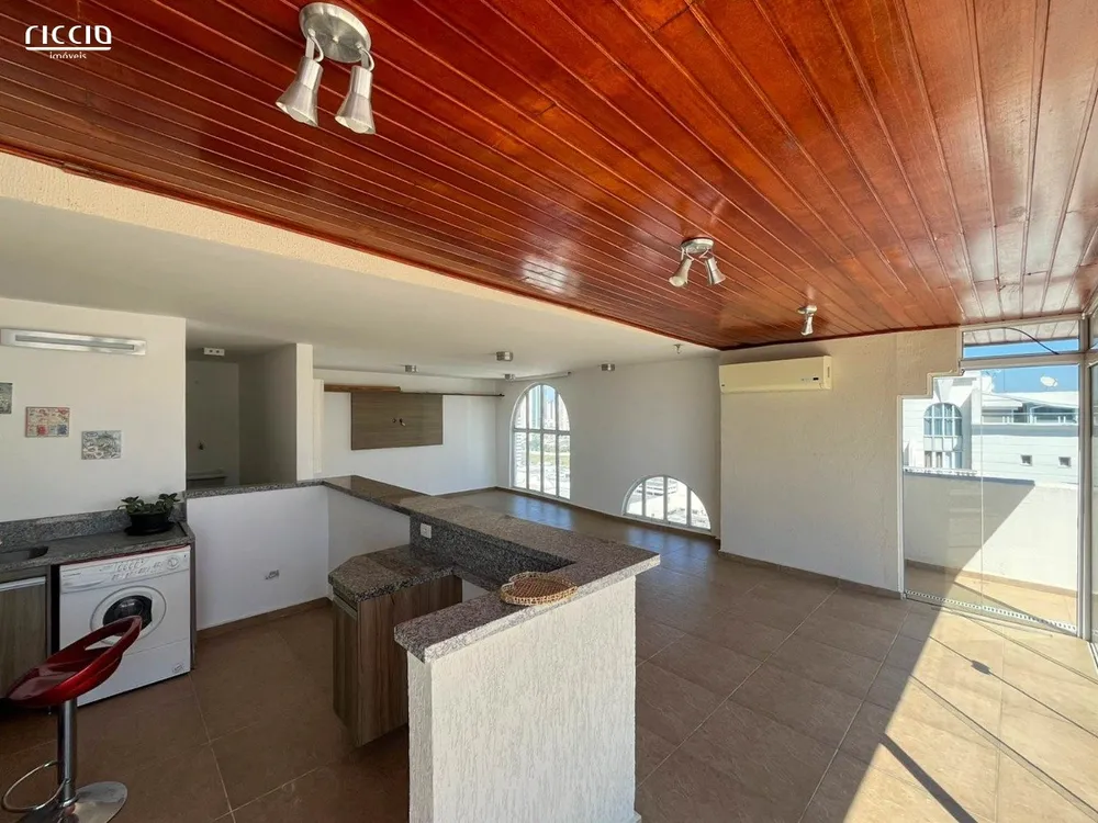 Cobertura, 3 quartos, 325 m² - Foto 1